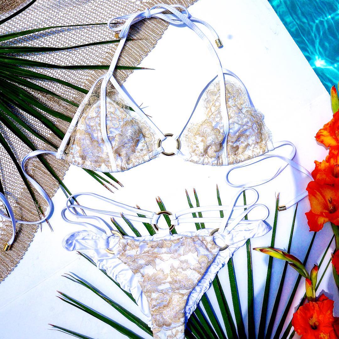 BIKINI GIOIELLO A TRIANGOLO MODELLO "PERFECT"