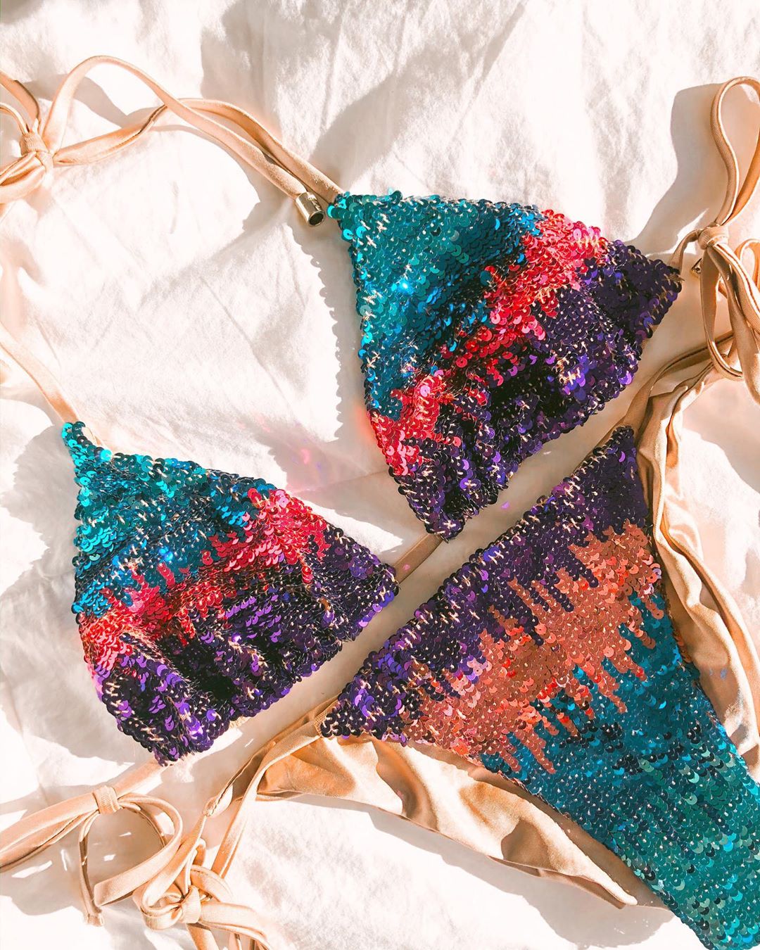 BIKINI A TRIANGOLO MODELLO "LUMINOSA"